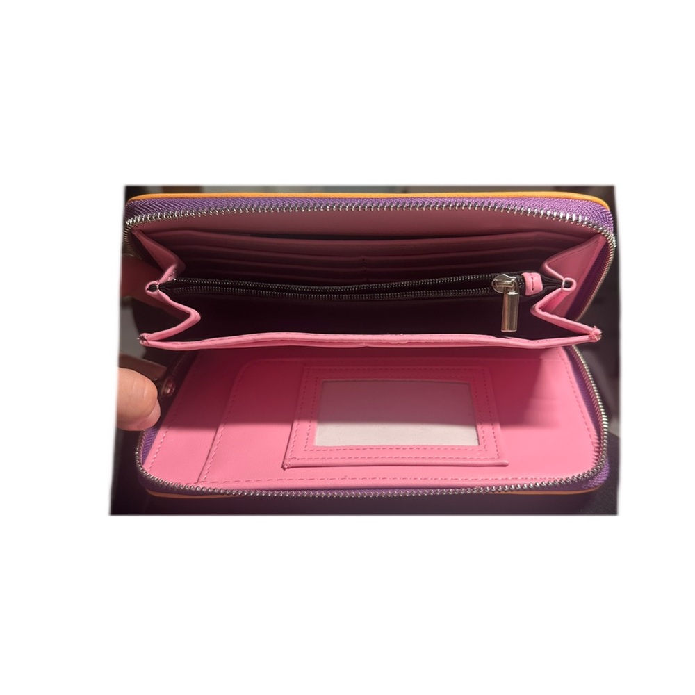 New Betsey Johnson - Pink Quilted Wristlet - Picture 4 of 6